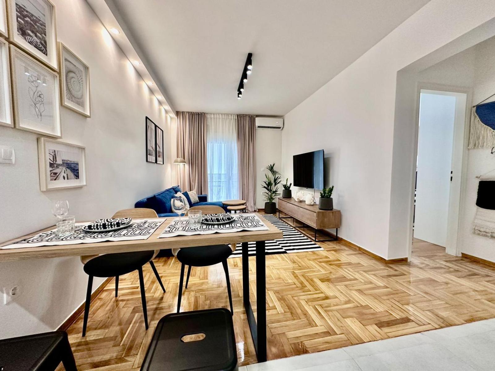 Marcus New Stylish Apt At The Heart Of Athens Exterior photo